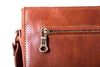 Umhängetasche Leder Braun Zipper Detailansicht | Tuscan Brief